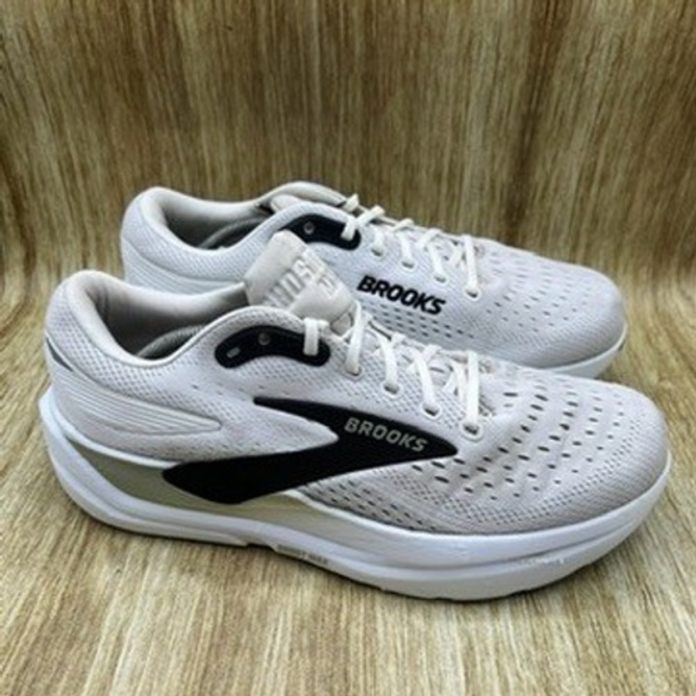 Brooks Ghost Max 3 Men's Size 11.5 2E Wide Bright White/Tea/Black 1104642E162
